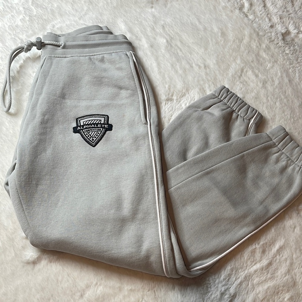 Alphalete joggers - SIZE: XS